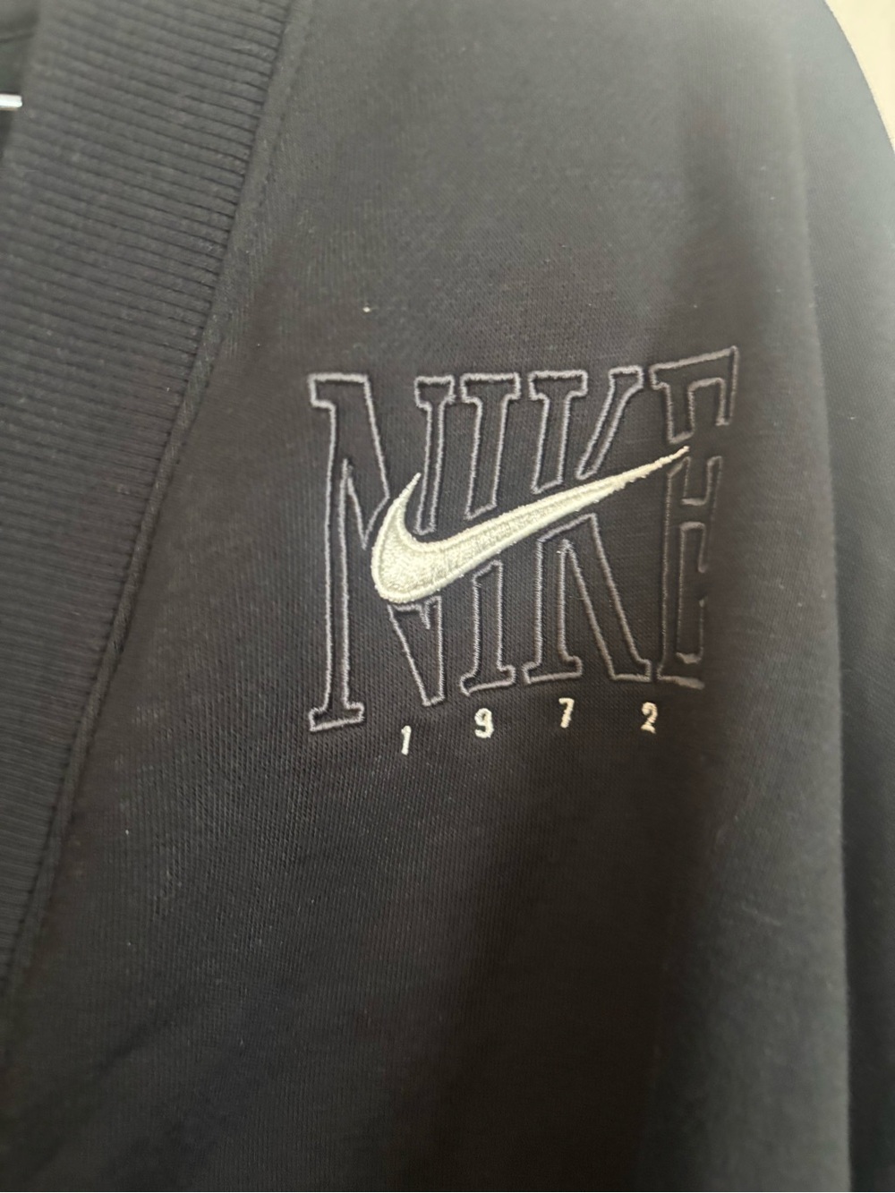 Nike Women's Sportswear Phoenix Fleece Over-Oversized Graphic Cardigan-Black XS - Picture 8 of 15